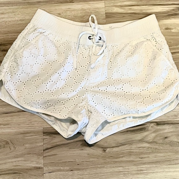 Heritage Pants - Heritage Women's White Eyelet Athletic Shorts